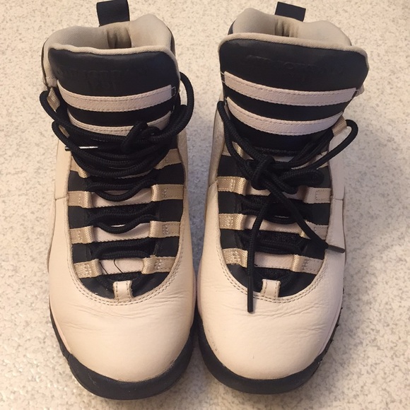 Jordan Retro 10 sneakers size4.5 big kids - Picture 2 of 8